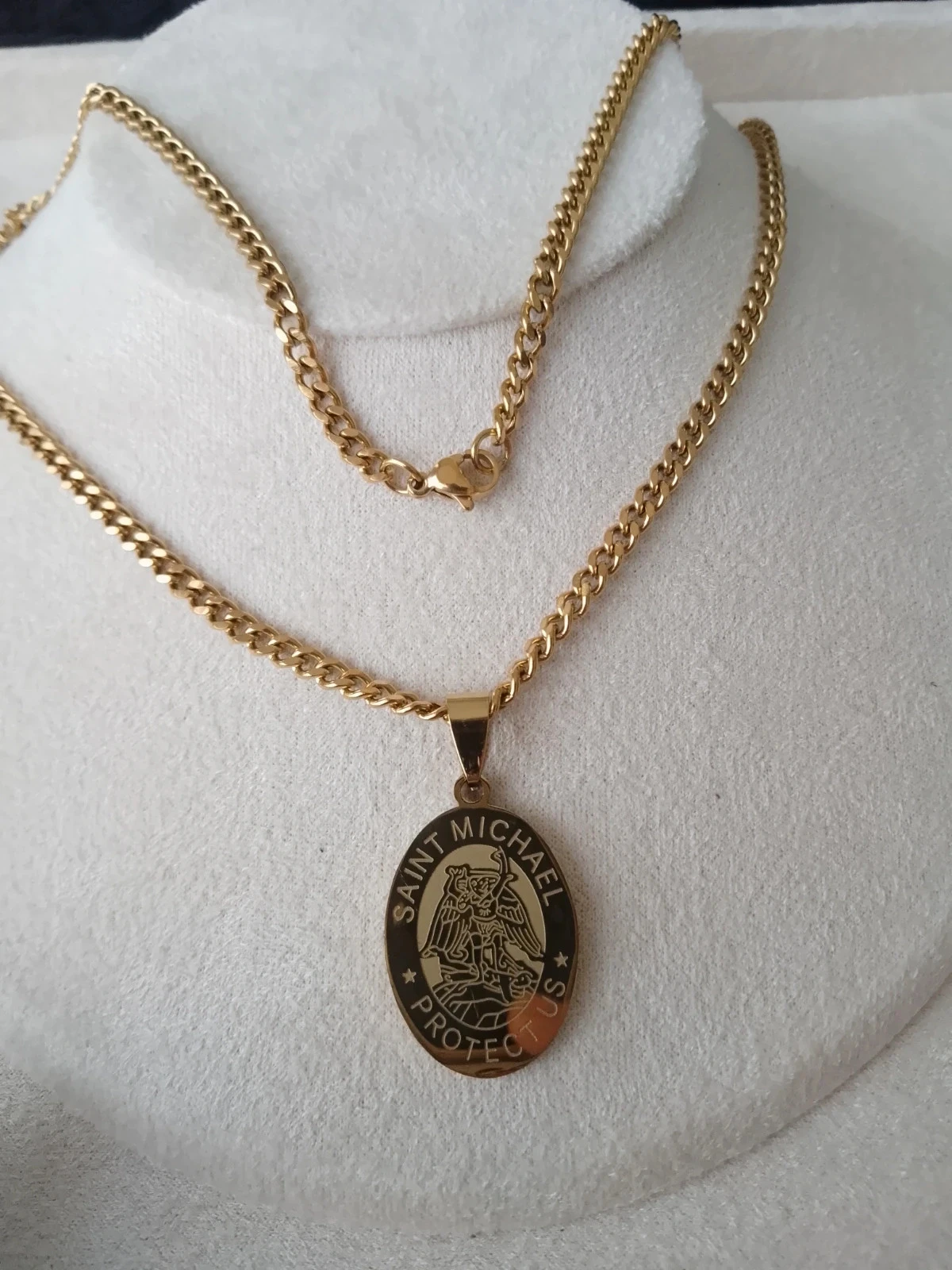 Saint Michael Angel Protective Necklace – photo 2